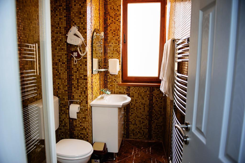 Vila Hd Hunedoara Habitación foto