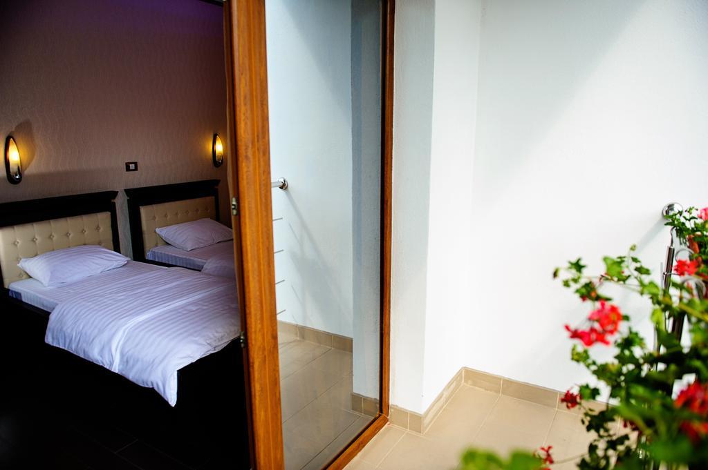 Vila Hd Hunedoara Habitación foto